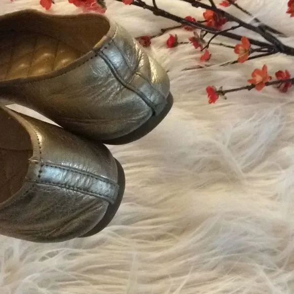 💞MICHAEL Michael KORS 💞golden flats - Picture 11 of 11